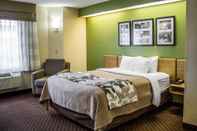 Bedroom Sleep Inn Austintown