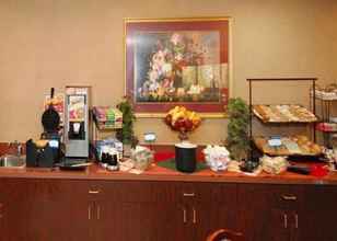 Lobi 4 Quality Inn & Suites Tarboro - Kingsboro