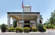 Bangunan 2 Quality Inn & Suites Tarboro - Kingsboro