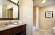 Toilet Kamar 3 Hampton Inn & Suites Tucson-Mall