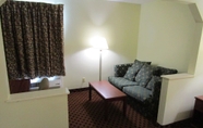 Common Space 6 SureStay Plus by Best Western Chattanooga Hamilton Place