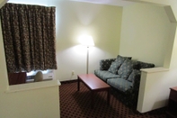 Common Space SureStay Plus by Best Western Chattanooga Hamilton Place