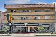 Exterior Super 8 by Wyndham Inglewood/LAX/LA Airport