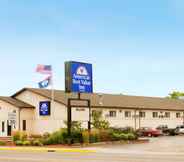 Exterior 2 Americas Best Value Inn Torrington