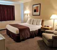 Bedroom 3 Americas Best Value Inn Torrington