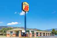 Exterior Super 8 by Wyndham Yreka