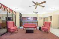 Lobby Super 8 by Wyndham Bulls Gap Greeneville Area