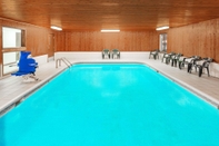 Swimming Pool Super 8 by Wyndham Lincoln