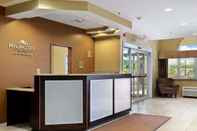 Lobi Microtel Inn & Suites by Wyndham Marietta