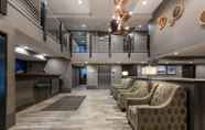 Lobby 3 La Quinta Inn & Suites by Wyndham Anchorage Airport