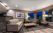 Common Space 5 La Quinta Inn & Suites by Wyndham Anchorage Airport
