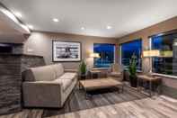 Common Space La Quinta Inn & Suites by Wyndham Anchorage Airport