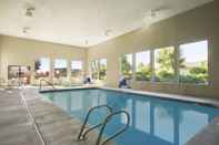 Swimming Pool Super 8 by Wyndham Kennewick