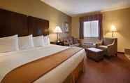 Bedroom 6 Best Western Muncie