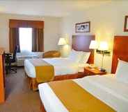 Bilik Tidur 4 Baymont by Wyndham Port Huron