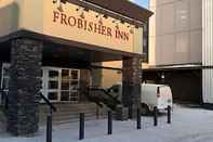 Exterior Frobisher Inn