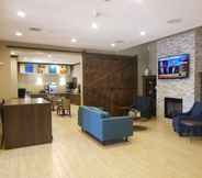 Lobi 6 Comfort Inn & Suites Tempe Phoenix Sky Harbor Airport