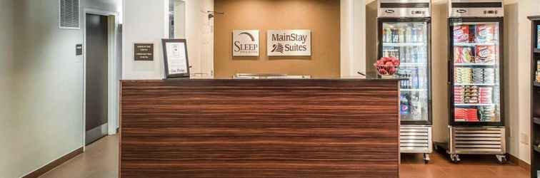 Lobby MainStay Suites Pittsburgh Airport