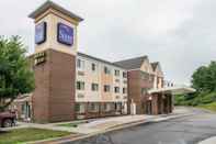 Exterior MainStay Suites Pittsburgh Airport