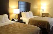 Bilik Tidur 3 Quality Inn & Suites NJ State Capital Area