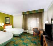 Bedroom 3 La Quinta Inn & Suites by Wyndham Austin Southwest