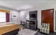 ห้องนอน 3 Quality Inn & Suites Canton