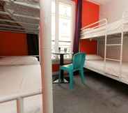 Kamar Tidur 3 Vintage Paris Gare du Nord by Hiphophostels