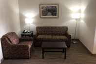 Common Space Quality Inn & Suites