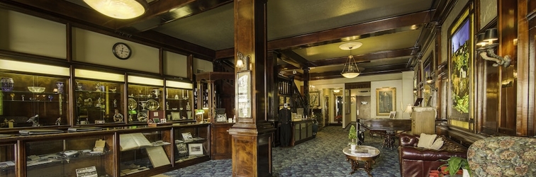 Lobby Historic Cary House Hotel