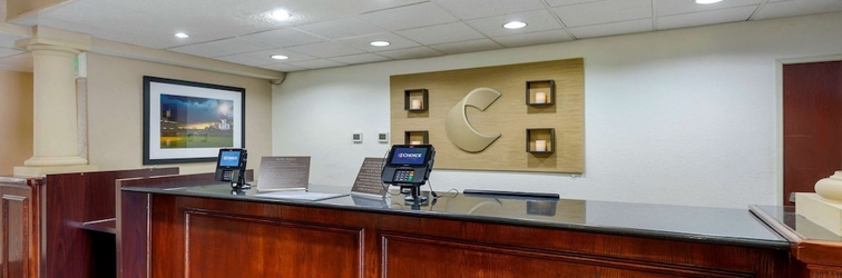 Lobby Comfort Suites Lakewood - Denver