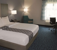 Bilik Tidur 3 La Quinta Inn by Wyndham Peru Starved Rock State Park