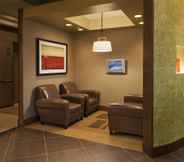 Lobby 3 Hyatt Place Indianapolis Airport