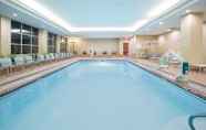 Swimming Pool 7 Hotel Topeka at City Center