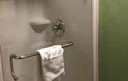 Toilet Kamar 3 Sleep Inn Concord - Kannapolis