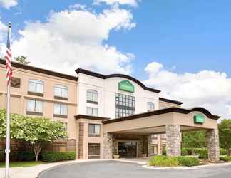 Exterior 2 Wingate by Wyndham Raleigh Durham Airport RTP