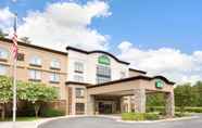 Exterior 7 Wingate by Wyndham Raleigh Durham Airport RTP