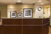 Lobi Hampton Inn Philadelphia-International Airport