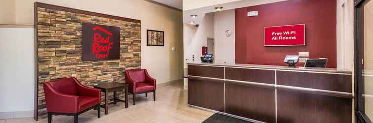 Lobby Red Roof Inn Clarksville