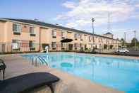 Swimming Pool Sleep Inn Nashville Downtown Opryland Area