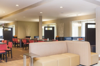 Lobby 4 Courtyard by Marriott Livermore