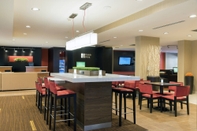 บาร์ คาเฟ่ และเลานจ์ Courtyard by Marriott Livermore