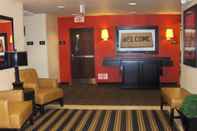 Lobi Extended Stay America Suites Atlanta Alpharetta Rock Mill Rd