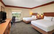 Bedroom 4 La Quinta Inn & Suites by Wyndham Atlanta Ballpark/Galleria