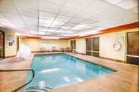 Swimming Pool Comfort Inn & Suites Macon North I-75