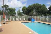 Swimming Pool Extended Stay America Suites Ft Lauderdale Cyp Crk NW 6th Wy