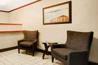 Lobby Super 8 by Wyndham Kenmore/Buffalo/Niagara Falls Area