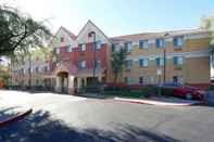 Exterior Extended Stay America Suites Phoenix Airport Tempe