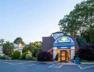 Exterior 2 Days Inn by Wyndham Nanuet / Spring Valley