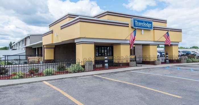 Exterior Travelodge by Wyndham Grand Forks