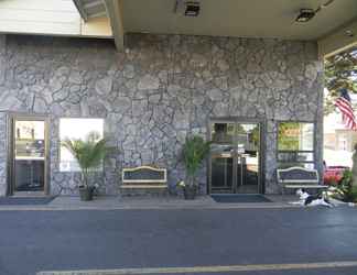 Exterior 2 Kennewick Inn & Suites Tri Cities